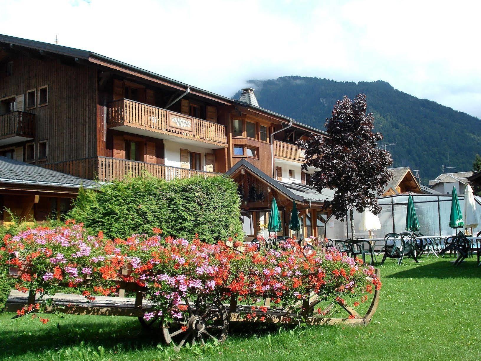 Hotel Les Bruyeres Morzine Exterior foto